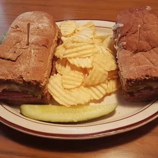 Italian sub on wheat