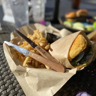 Burger with Garlic Fries