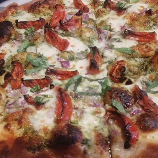 The Basil Birdy Pizza