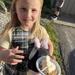 Monster ice cream chocolate chip cookie