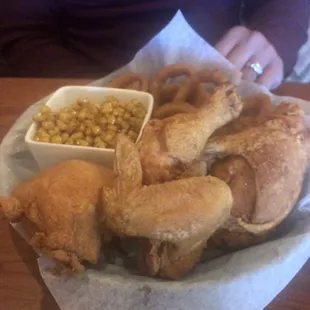 Fried Chicken and corn