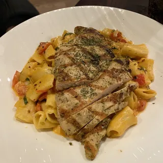 Chicken Creamy Pesto