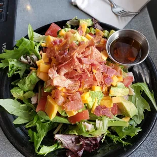Cheddar BLT salad w/ oil dressing