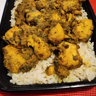 Small bowl curry chicken perfect single portion next time I&apos;d add cabbage.