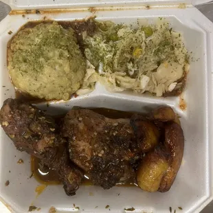 Jerk chicken with sweet mashed potato's and plantains