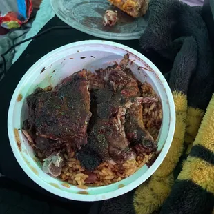 Jerk chicken corn on the cob n rice n beans.  Absolutely amazing flavor is finger licking good.First time won't be the last time.