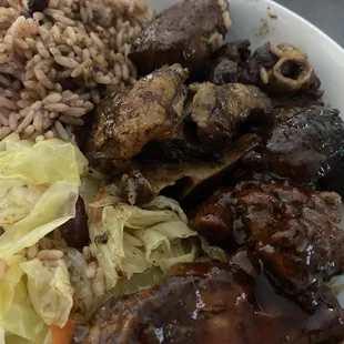 Oxtails, Jerk Chicken, Rice &amp; Peas and Veggies