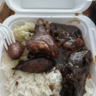 Jerk chicken with white rice plate