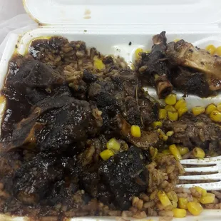 Small oxtail plate with rice &amp; corn.