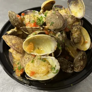 Garlic Butter steamed Clams - coming soon