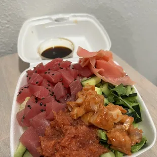 Custom poke bowl