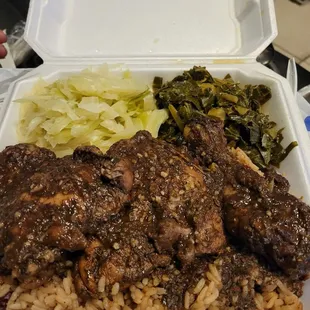 This is probably some of the best jerk chicken I&apos;ve had here in the 757.