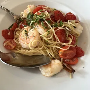 Pomodoro Fresco with shrimp.