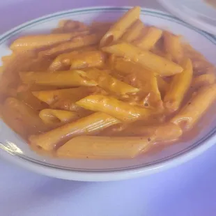Side penne with pink sauce