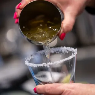 oysters and mussels, drink