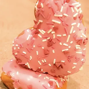 Carl’s Donuts