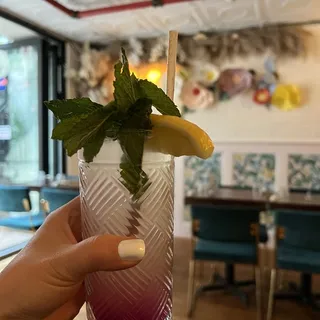 Butterfly Pea Lemonade (16oz)