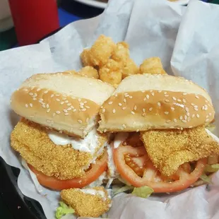 So,  i ordered the Catfish po boy.