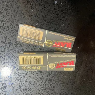 Here's a picture of the back to show you they're completely different