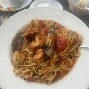 Linguini Pescatore