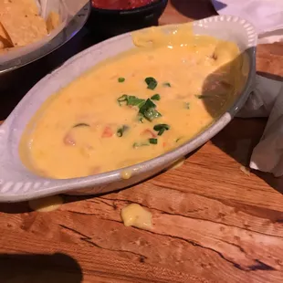 Chili Con Queso Dip