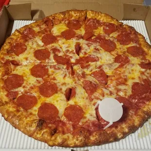 Large Pepperoni Pizza