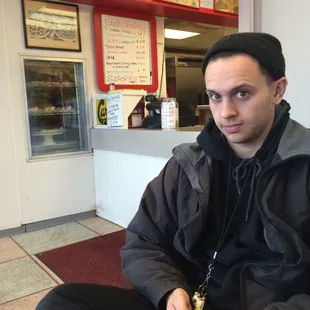 Perfect for a single lunch date.