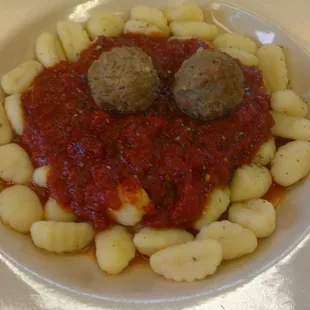 Gnocchi with marinara and 2 meatballs...Looks Good.....but didnt taste good..