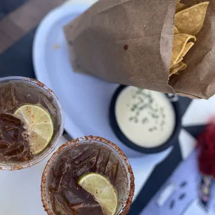 wo margaritas and chips