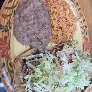 Steak taco &amp; chicken flauta