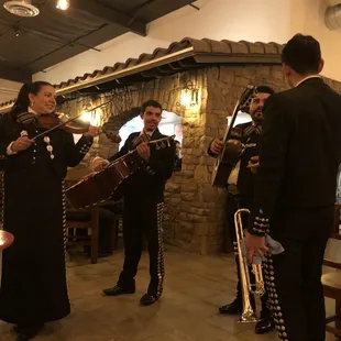 Mariachis Friday nights