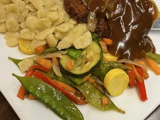 Lola - An American Bistro