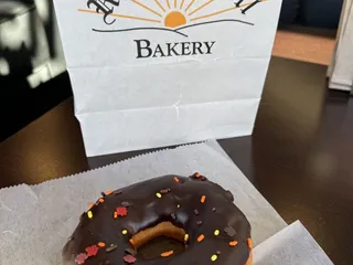 Rise 'n Roll Bakery