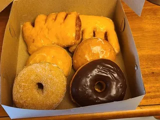 Pana Donuts