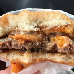 The (Missing) Bacon and Truffle Cheeseburger. Smh