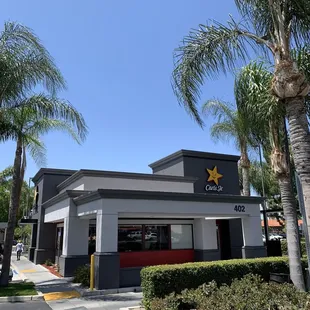 the outside of the restaurant