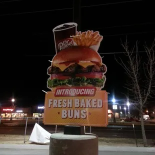 a sign for a fast food restaurant
