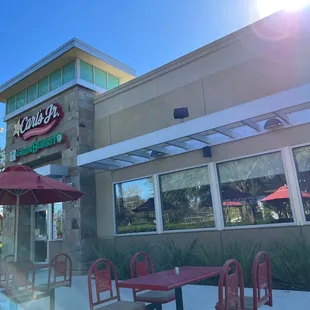 the outside of the restaurant