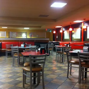 Just a quicky shot of the inside.