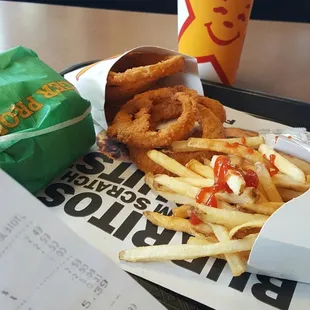 a tray of fries and a drink