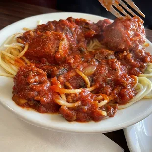 Spaghetti with meatballs