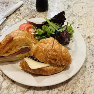 Ham and cheese croissant