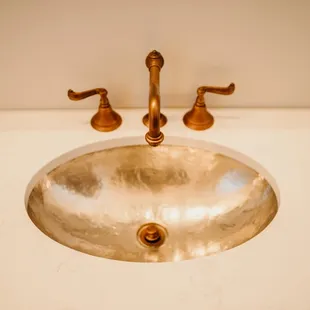 Reclaimed nickel plated hammered copper sinks