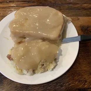 Hot Turkey Sandwich with Mashed Potatoes and gravy