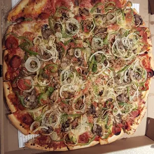Deluxe Pizza