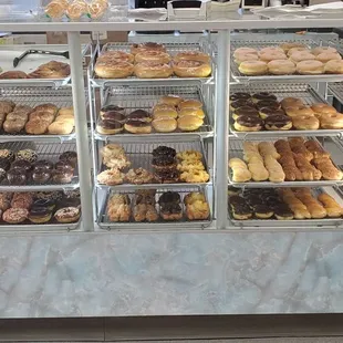 These are the donuts and crissonant offered.