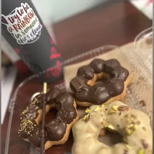 food, dough desserts, donuts