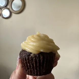 Chantilly Brownie Bite