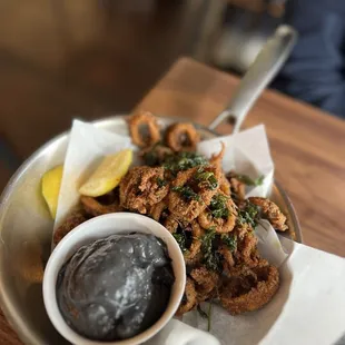 FRIED CRISPY CALAMARI