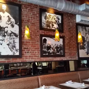 Love the decor!